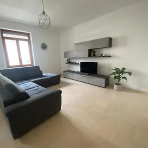  Appartamento Elegante In Centro